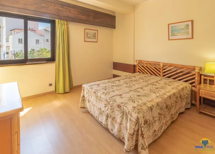 Turial Old Town Ocean View Aparthotel Albufeira