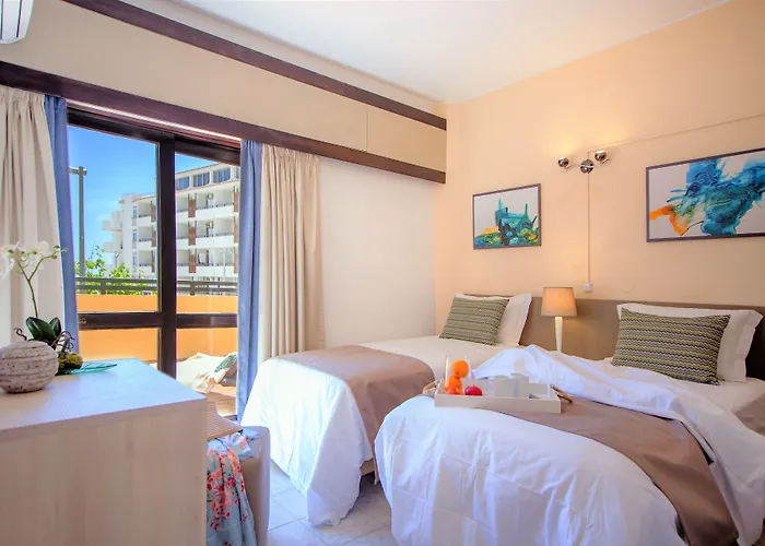 Turial Old Town Ocean View Aparthotel Albufeira